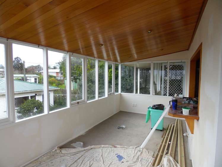 1/20 Bridge Avenue Te Atatu South_2