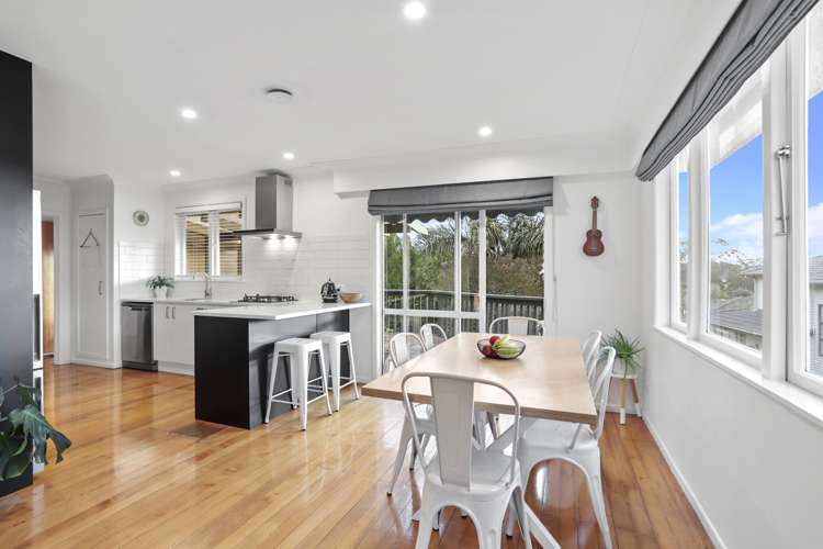 5 Castaing Crescent Te Atatu South_6