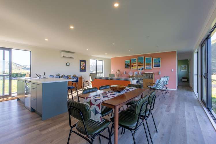 55 Punawaitai Road Pourerere_17