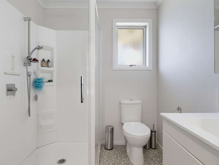 15 Hamon Place Pukehangi_10