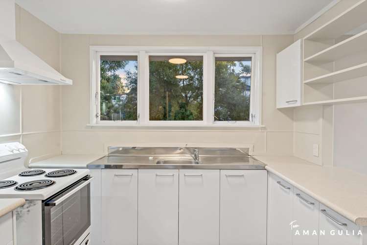 20 Grandison Crescent New Lynn_7