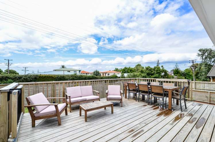 1 Crompton Road Massey_7