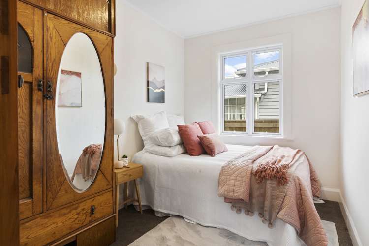 75 Kauri Street Miramar_10