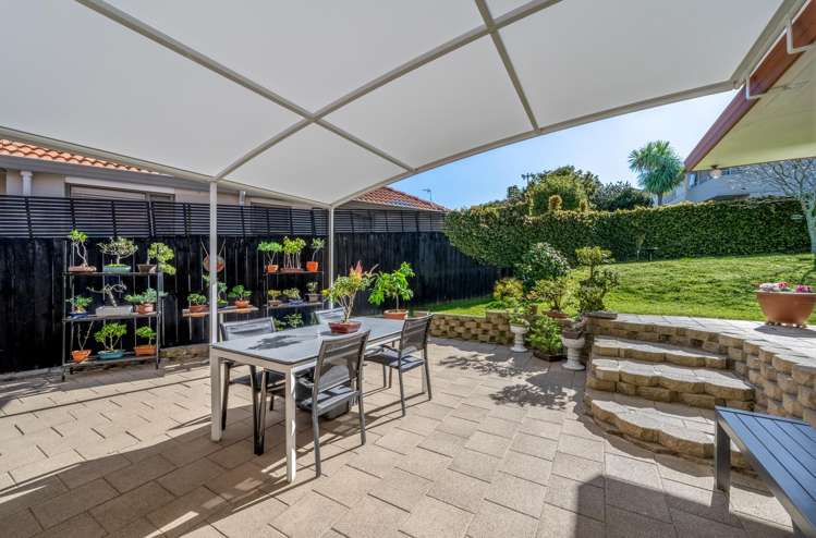 11 Gillett Place Botany Downs_17