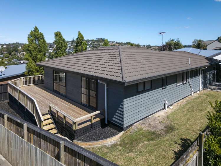 96 Brian Crescent Stanmore Bay_20