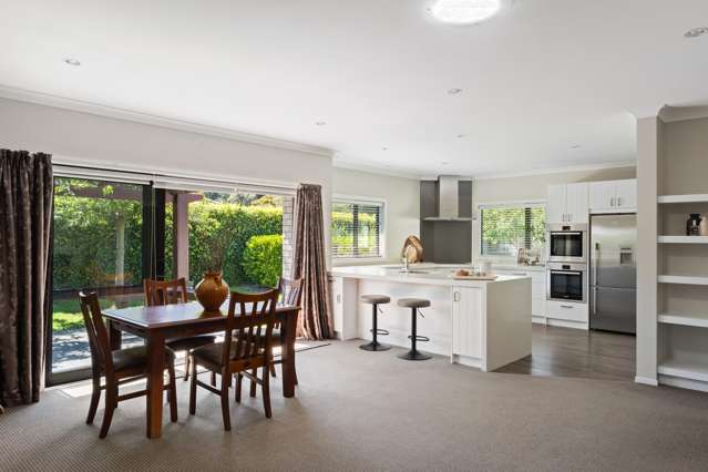 7 Silverstone Place Lytton West_4