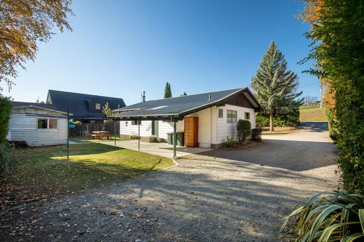 136 Beacon Point Road Wanaka_1