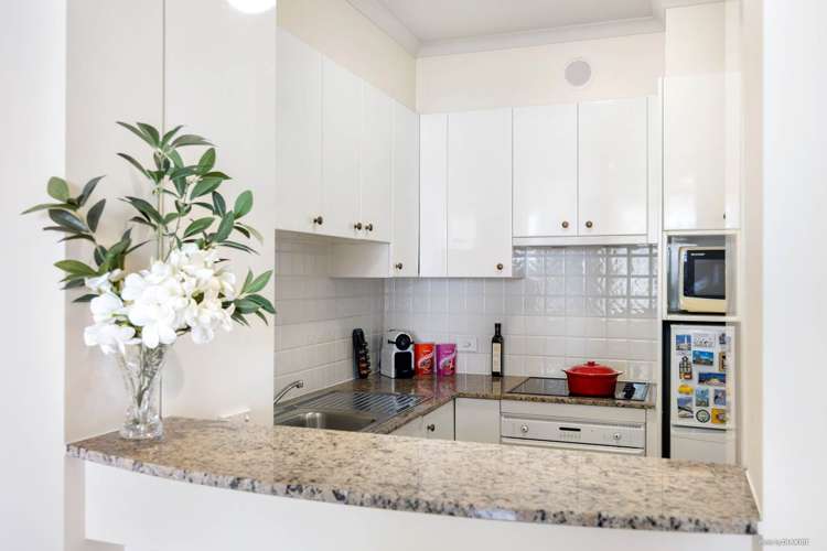 902/8 Albert Street Auckland Central_10