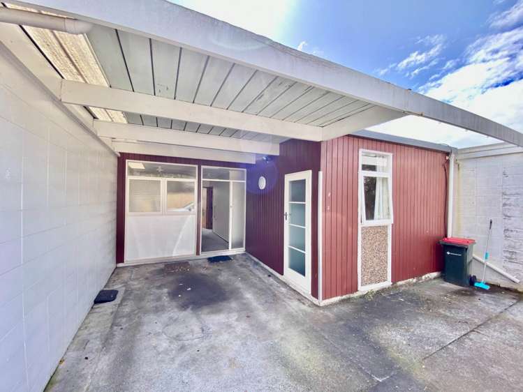 2/360a Onehunga Mall Road_0