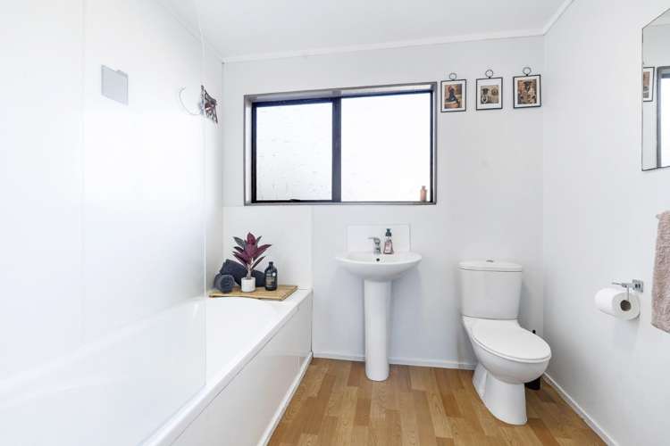 77 Poplar Grove Whalers Gate_9
