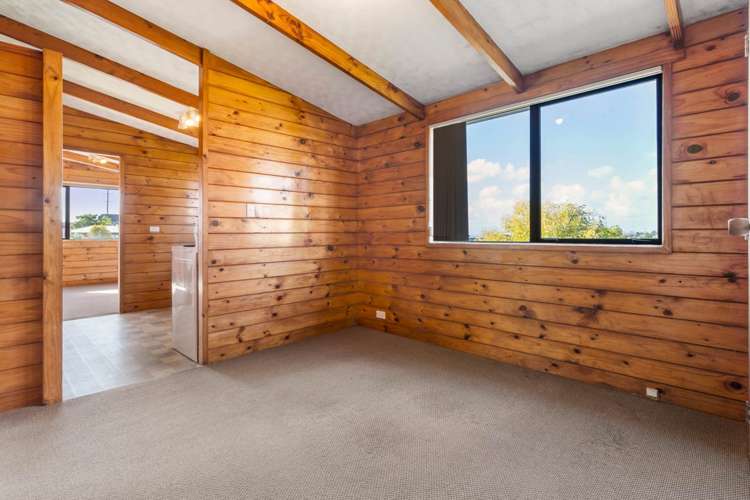 6 Remus Place Totara Vale_9