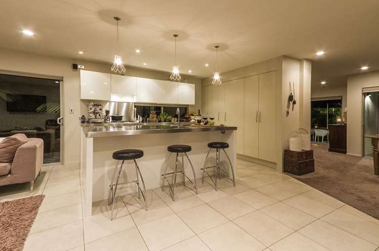 2/63 Selwyn Crescent Forrest Hill_54