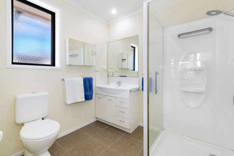 44 Winchester Place Rototuna North_11