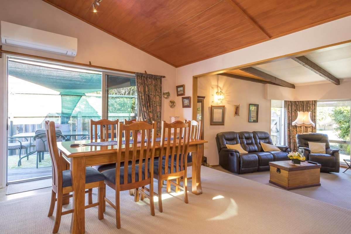 17 Inverness Crescent_3
