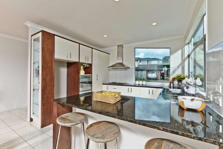 64 Medallion Drive Oteha_23