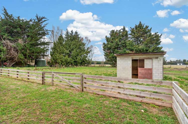 325 Curraghs Road Rolleston_42