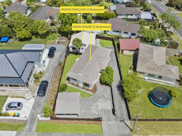 33 & 33a Hetherington Road Ranui_1