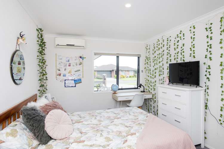 41 Sterling Park Lytton West_12