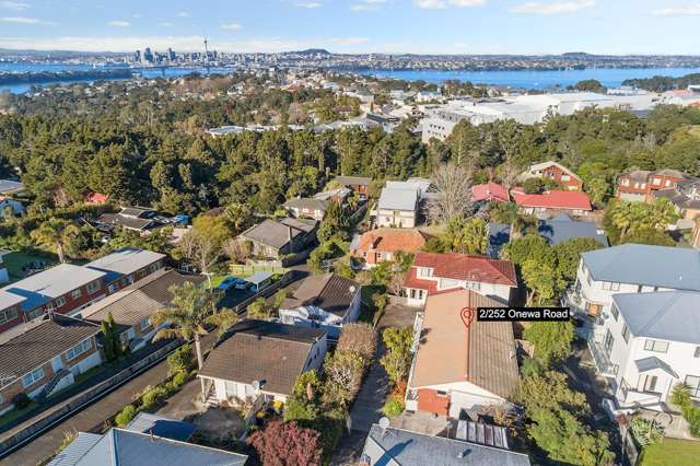 2/252 Onewa Road Birkenhead_1