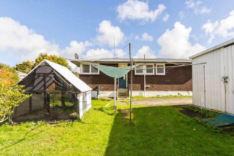 35 Riverpark Crescent Henderson_11