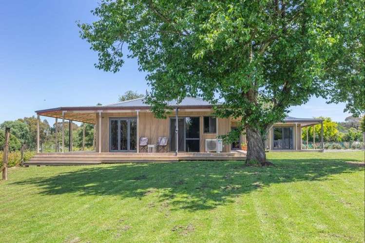 85 Papaitonga Lake Road_1