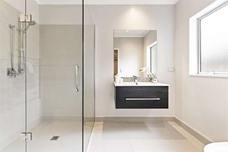 44 Crabb Fields Lane Riverhead_14