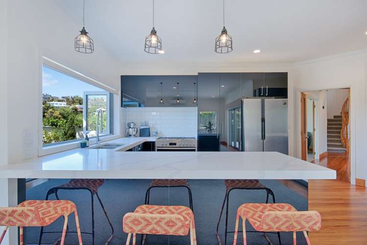 16 Commodore Parry Road Castor Bay_5