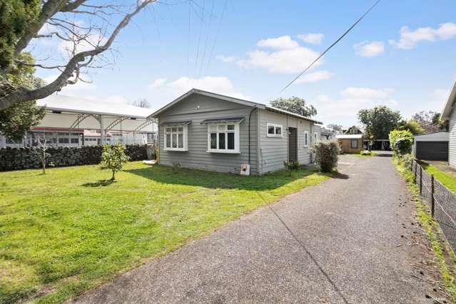 1/41 Ellerton Road Mount Eden_1