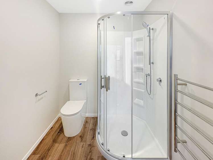 4B Gonville Avenue 1208_9