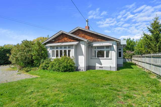 Renovator's Dream with Subdivision Potential