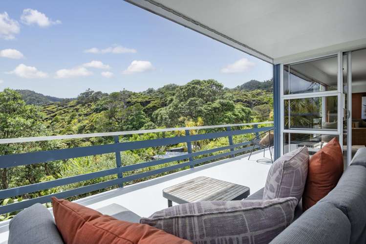 91 Seaview Road Piha_24