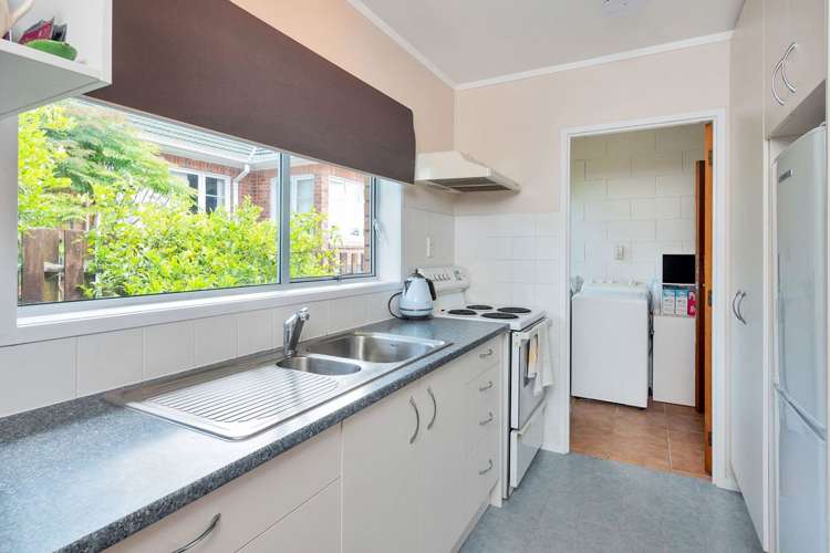 1/17 Captain Scott Road Glen Eden_10