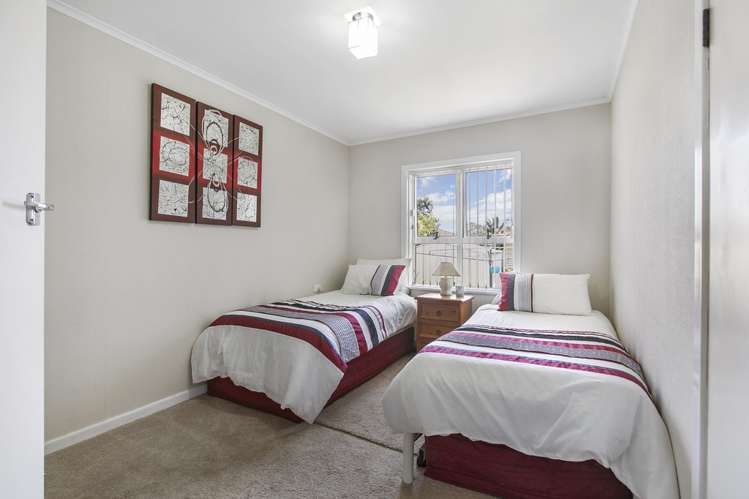 3 Youngs Road Papakura_12
