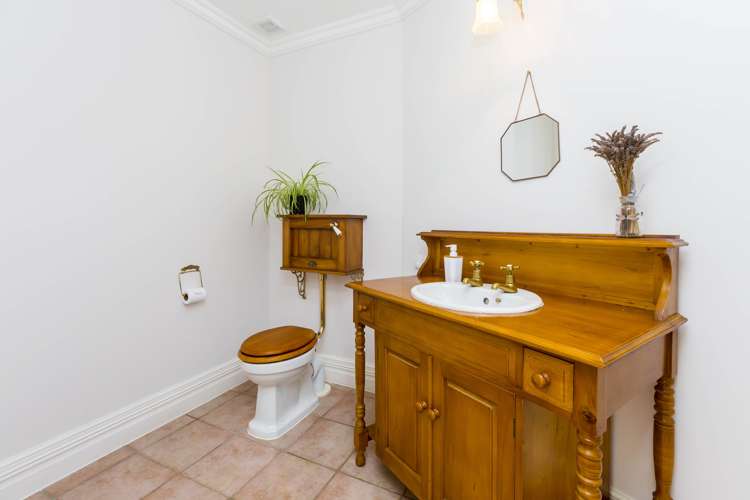 95 Viewmont Drive Harbour View_13