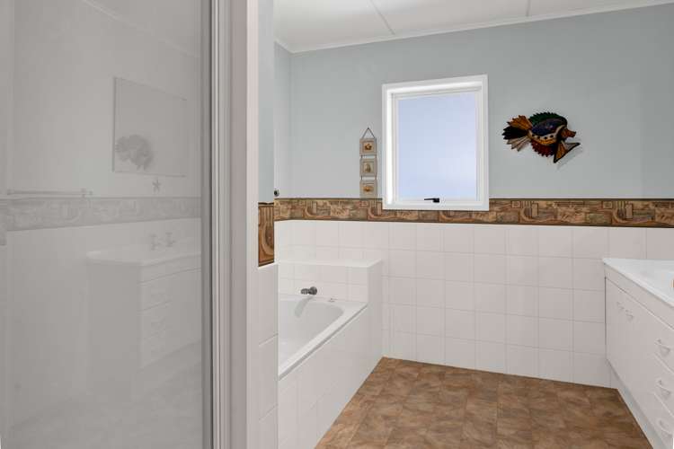 30 Truby King Street Merrilands_14