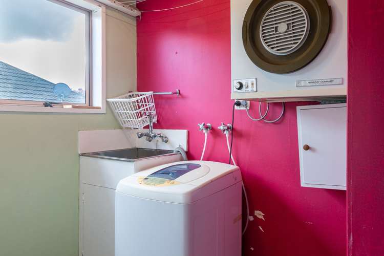 1 Sheridan Crescent Leamington_14