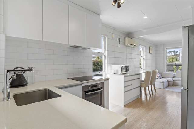 1/1 Cockayne Crescent Sunnynook_3