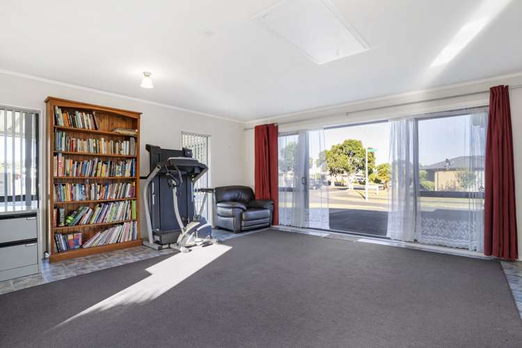 1 Barr Place Manurewa_14