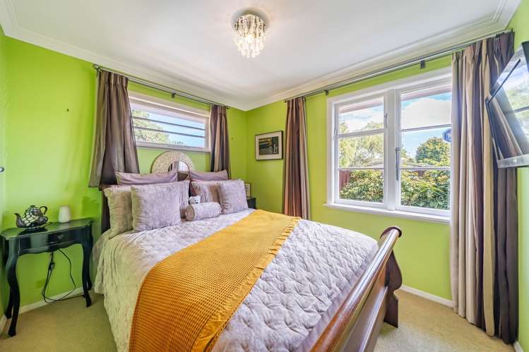 1084 Fergusson Drive Clouston Park_10