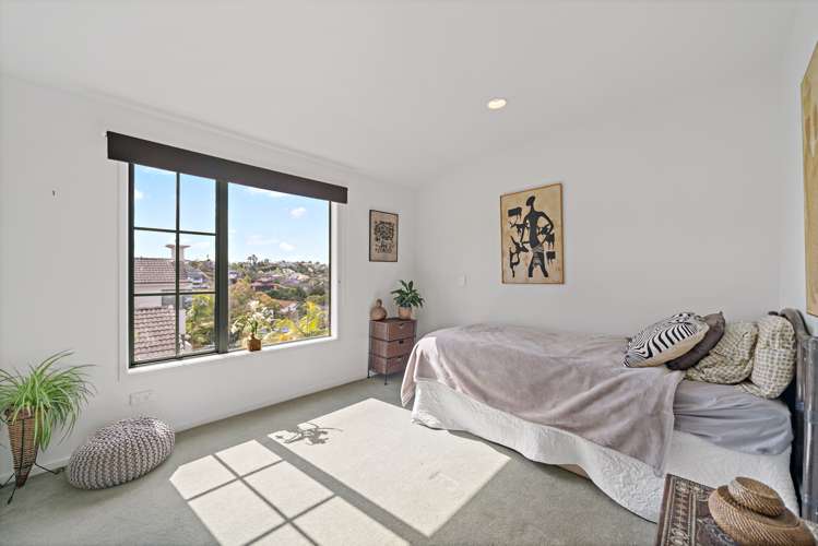 25 Ridge Valley Drive Browns Bay_11