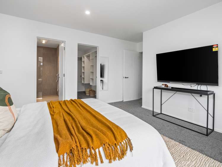 5 Gallop Lane Yaldhurst_13