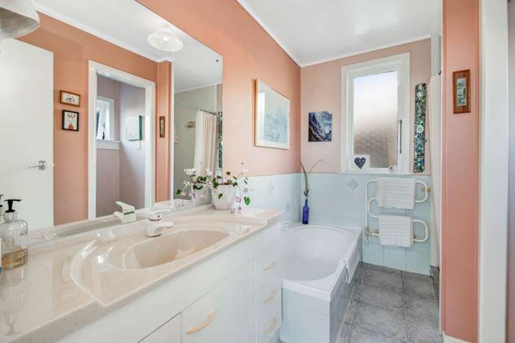 18 Kauri Road Stanmore Bay_17