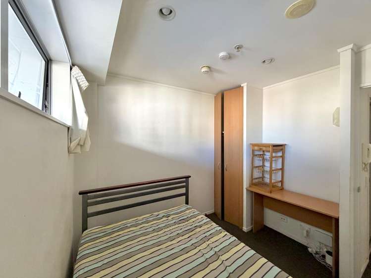 8D/189 Hobson Street 10015_6