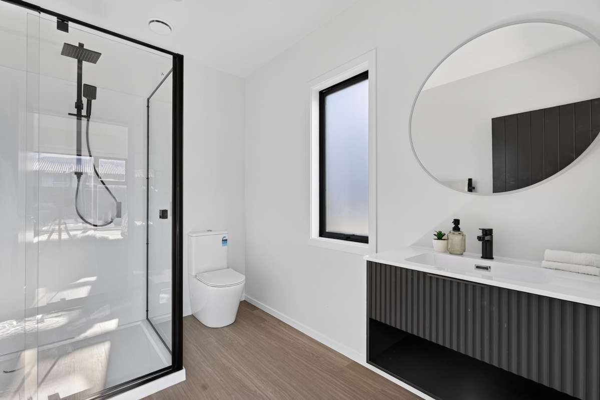 11A Betts Avenue_5