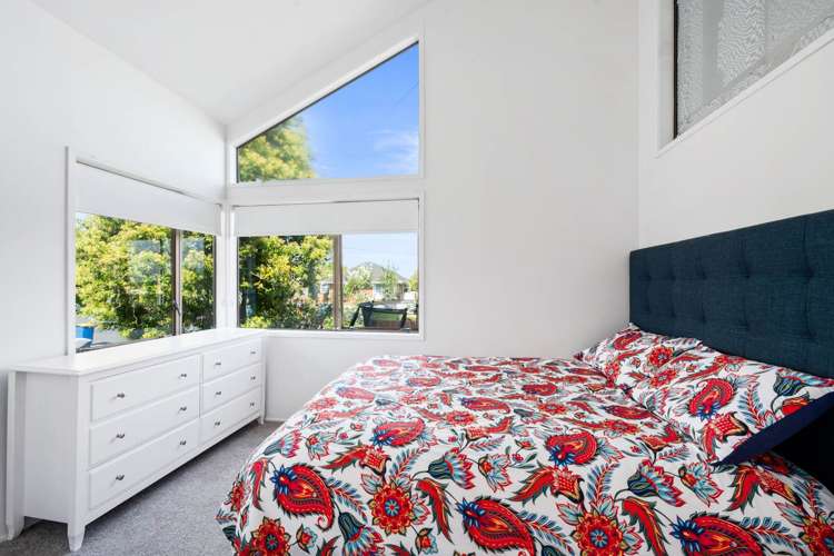 10 Moana Avenue Belmont_13