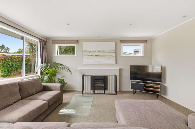 129 Kingswood Road Brookfield_10