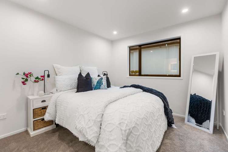 4/14 Roland Hill Glen Eden_11