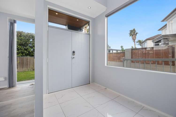 10 Lupetti Rise West Harbour_7