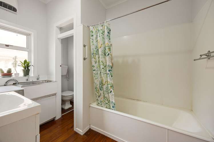 198 Grey Street Hamilton East_13