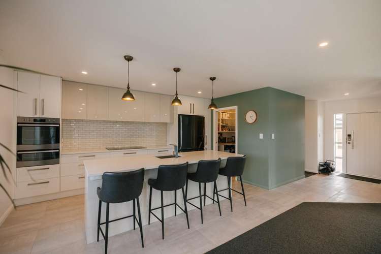 118 Johnstone Drive Fitzherbert_6